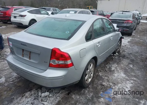 2006 Volvo S40 2.4I z USA, uszkodzony, nr VIN YV1MS382X62194983